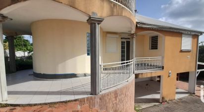 House 9 rooms of 368 m² in Port-Louis (97117)