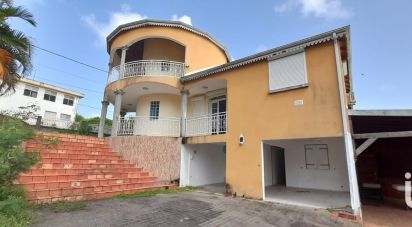 Maison 9 pièces de 368 m² à Port-Louis (97117)