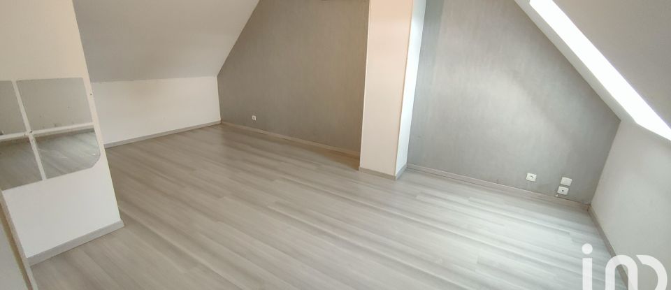 Pavilion 4 rooms of 79 m² in Saint-Cyr-les-Colons (89800)