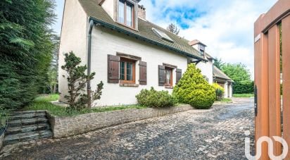 Maison traditionnelle 5 pièces de 150 m² à Gressy (77410)