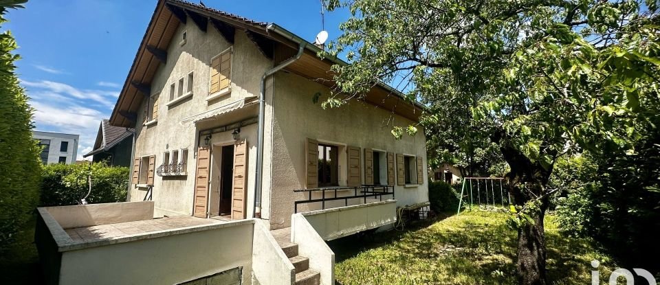 Maison 8 pièces de 172 m² à Annemasse (74100)