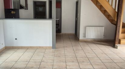 House 6 rooms of 93 m² in Cherves-Richemont (16370)