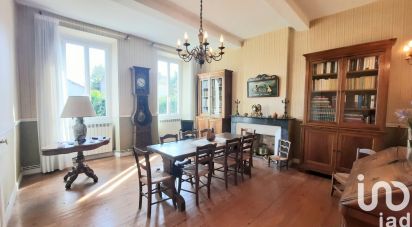 Country house 8 rooms of 291 m² in Saint-Germé (32400)