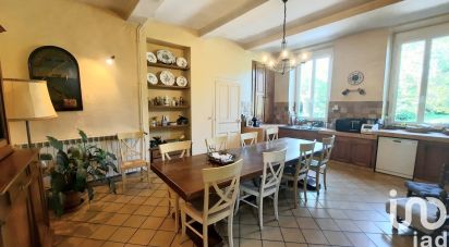 Country house 8 rooms of 291 m² in Saint-Germé (32400)