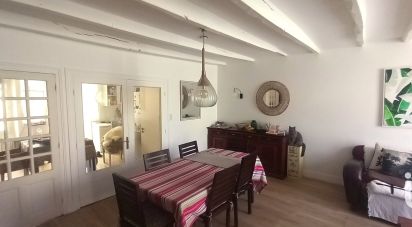 House 5 rooms of 98 m² in Beaulieu-sous-la-Roche (85190)