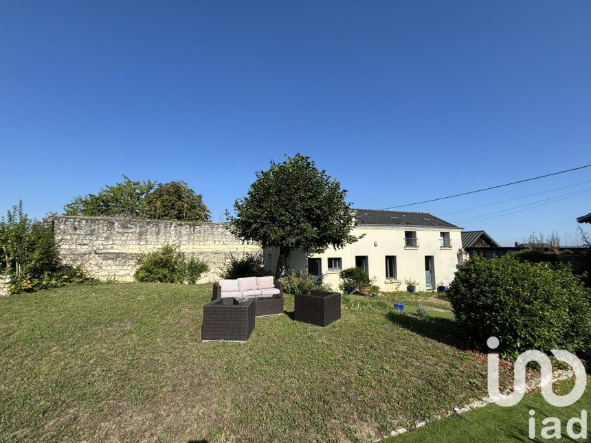 Longère 5 pièces de 96 m² à Saumur (49400)