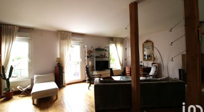 Traditional house 6 rooms of 160 m² in Fresnes (94260)