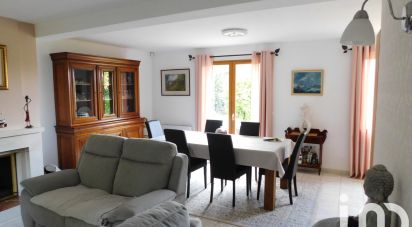 House 6 rooms of 130 m² in La Celle-les-Bordes (78720)