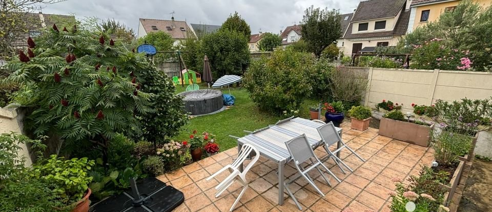 Maison 6 pièces de 128 m² à Noisy-le-Grand (93160)