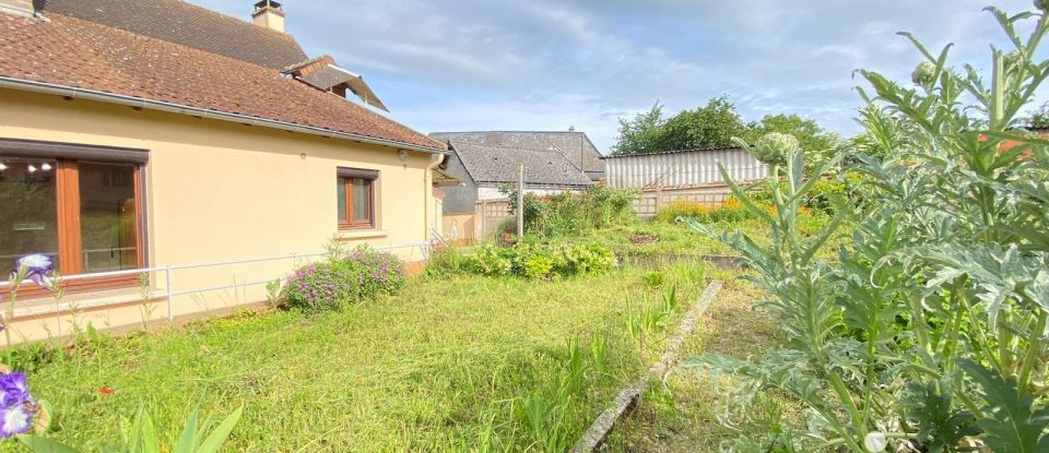 Maison de village 4 pièces de 81 m² à Saint-Didier-en-Donjon (03130)