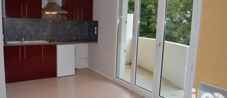 Appartement 1 pièce de 32 m² à Pau (64000)