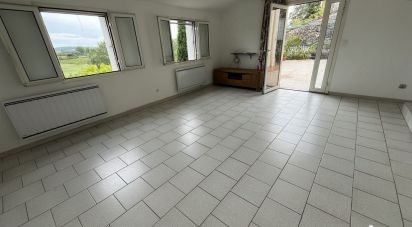 Maison 7 pièces de 134 m² à Lecques (30250)