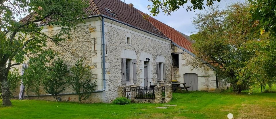 House 5 rooms of 172 m² in Genillé (37460)