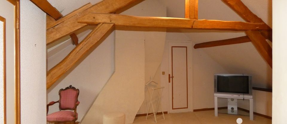 House 8 rooms of 246 m² in Nagel-Séez-Mesnil (27190)