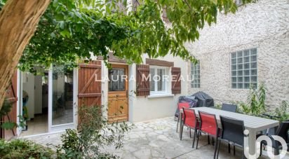 Traditional house 6 rooms of 115 m² in Herblay-sur-Seine (95220)