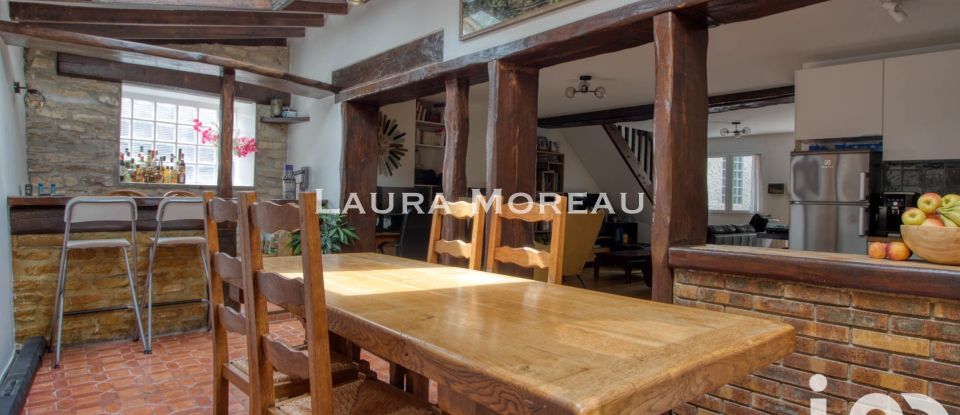 Traditional house 6 rooms of 115 m² in Herblay-sur-Seine (95220)