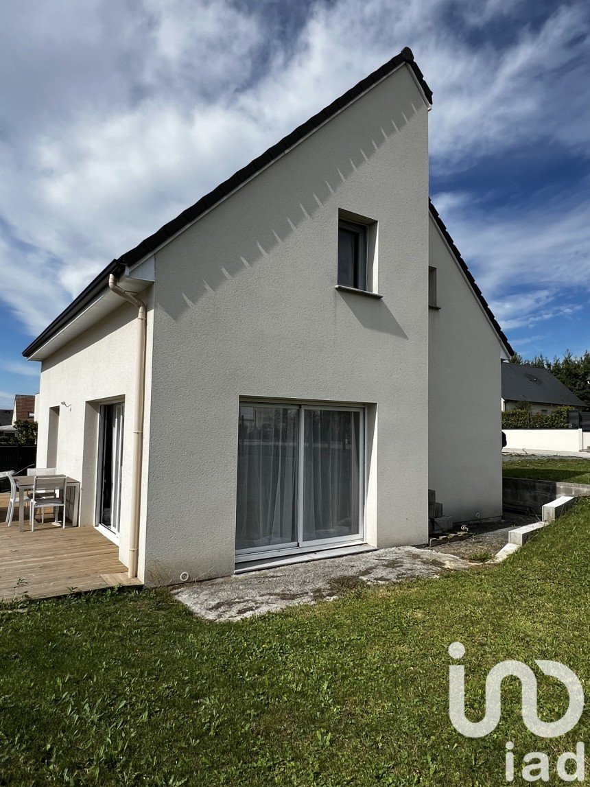 Maison traditionnelle 5 pièces de 92 m² à Fontenay-le-Marmion (14320)