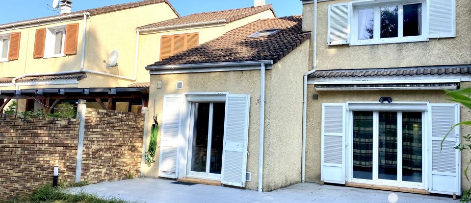 Pavillon 4 pièces de 90 m² à Éragny (95610)