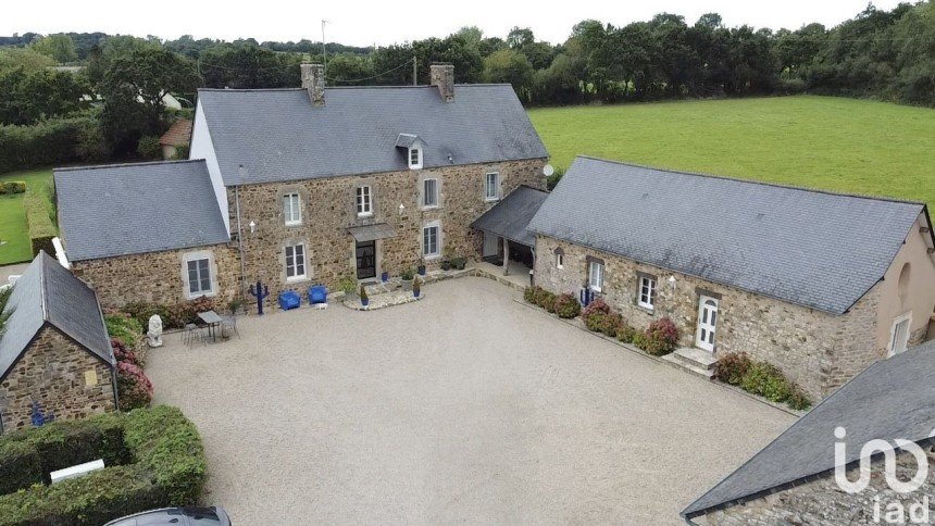 Mansion 11 rooms of 295 m² in LA HAYE-DU-PUITS (50250)