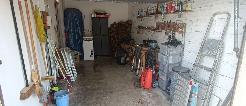 Maison 4 pièces de 90 m² à Caunes-Minervois (11160)