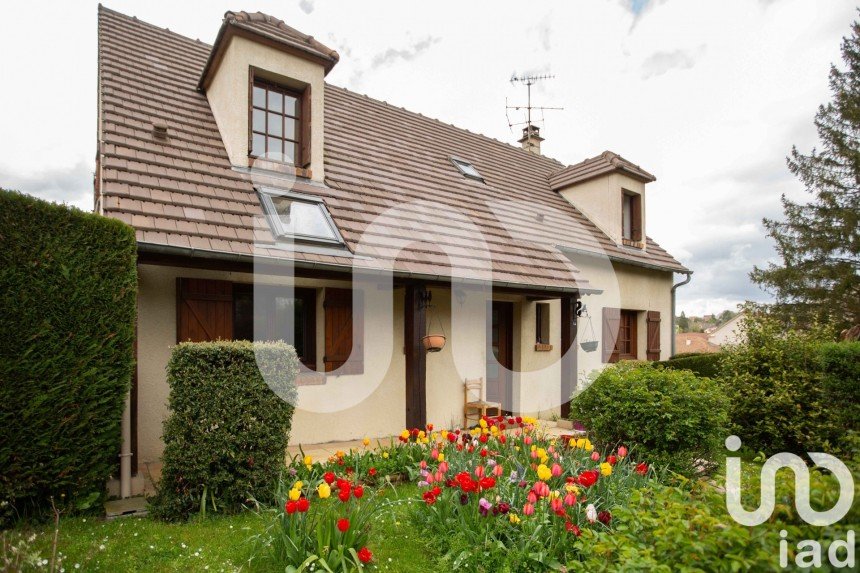 Maison 6 pièces de 143 m² à Saint-Arnoult-en-Yvelines (78730)