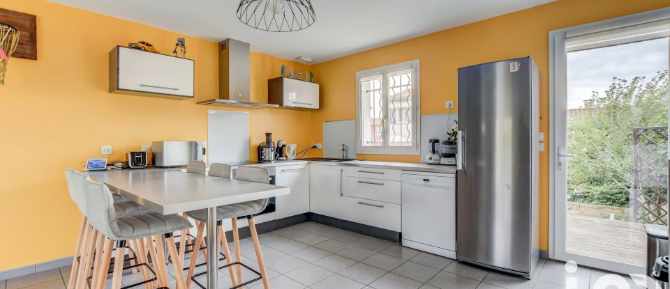 House 4 rooms of 90 m² in Lévignac (31530)