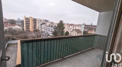 Appartement 2 pièces de 44 m² à Bondy (93140)