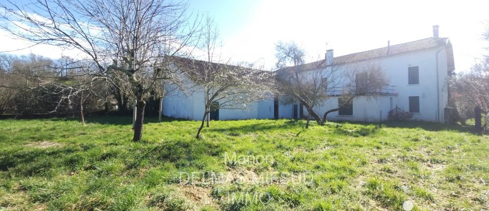 Maison de campagne 5 pièces de 107 m² à Soueich (31160)