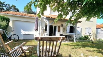 House 7 rooms of 160 m² in Saint-Jean-de-Monts (85160)