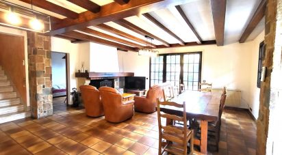 House 11 rooms of 218 m² in Joinville-le-Pont (94340)