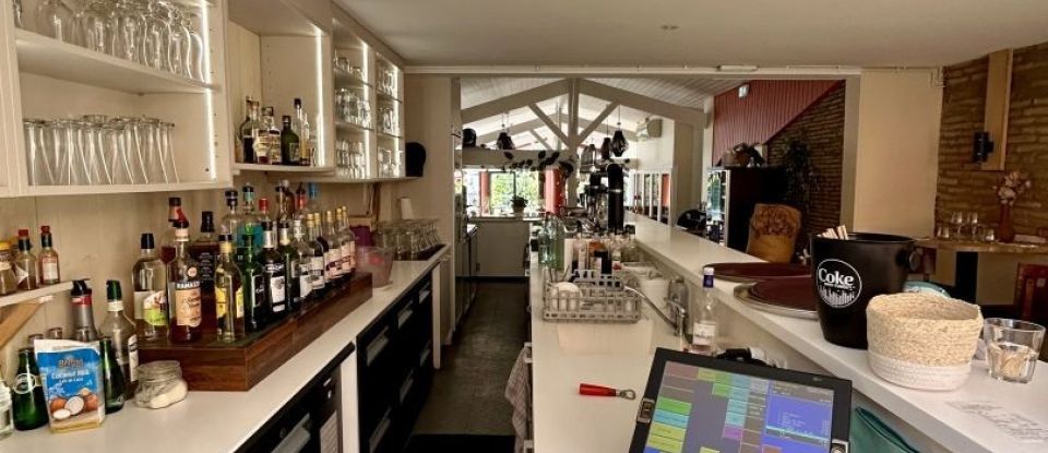 Restaurant of 400 m² in Andernos-les-Bains (33510)