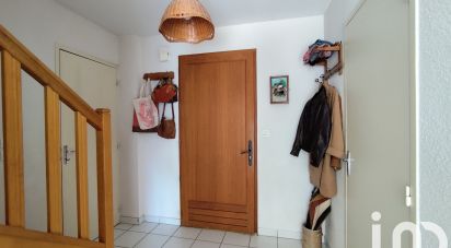 House 4 rooms of 83 m² in Buxerolles (86180)