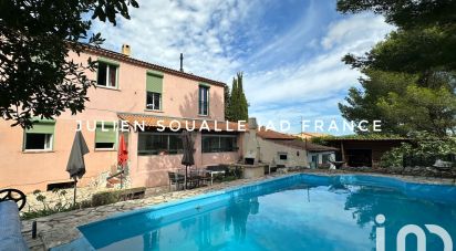 House 8 rooms of 179 m² in Carnoux-en-Provence (13470)