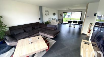 Maison 6 pièces de 137 m² à Montcourt-Fromonville (77140)