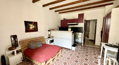 Appartement 3 pièces de 42 m² à Nîmes (30000)