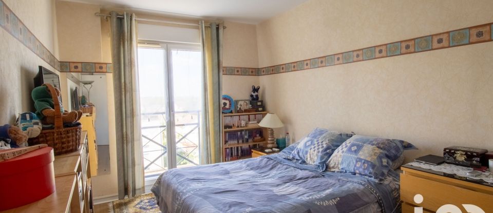 Apartment 3 rooms of 73 m² in Sucy-en-Brie (94370)