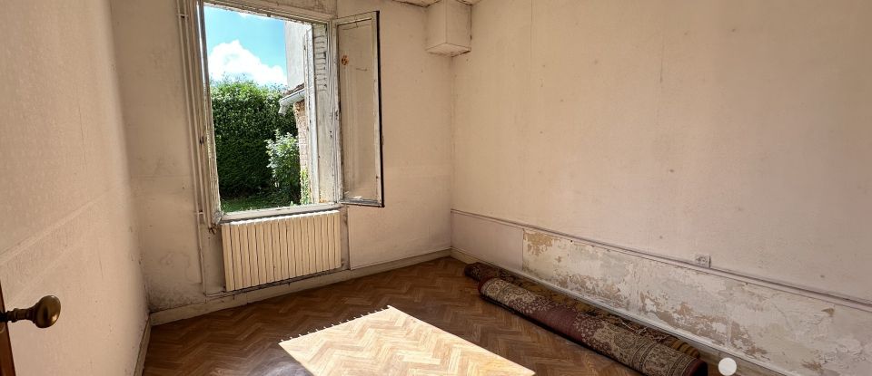 Maison 7 pièces de 102 m² à Beauvais (60000)