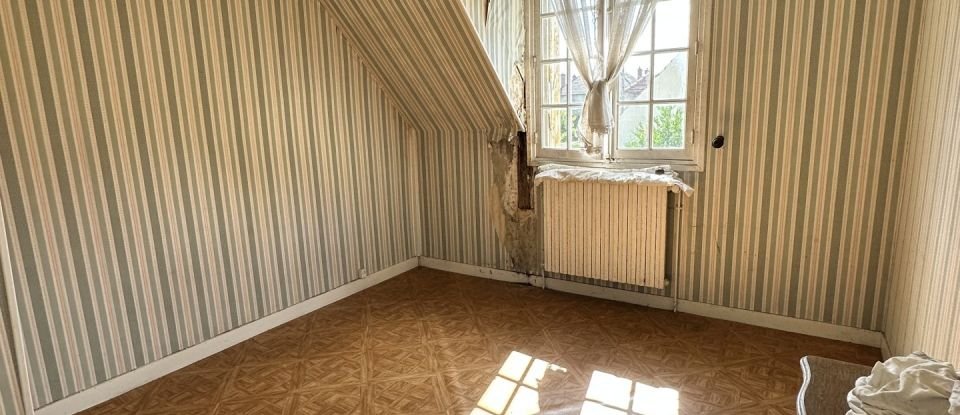 Maison 7 pièces de 102 m² à Beauvais (60000)