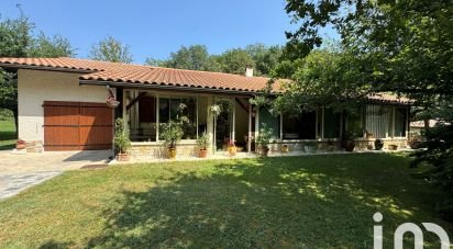 Country house 4 rooms of 132 m² in Biganos (33380)