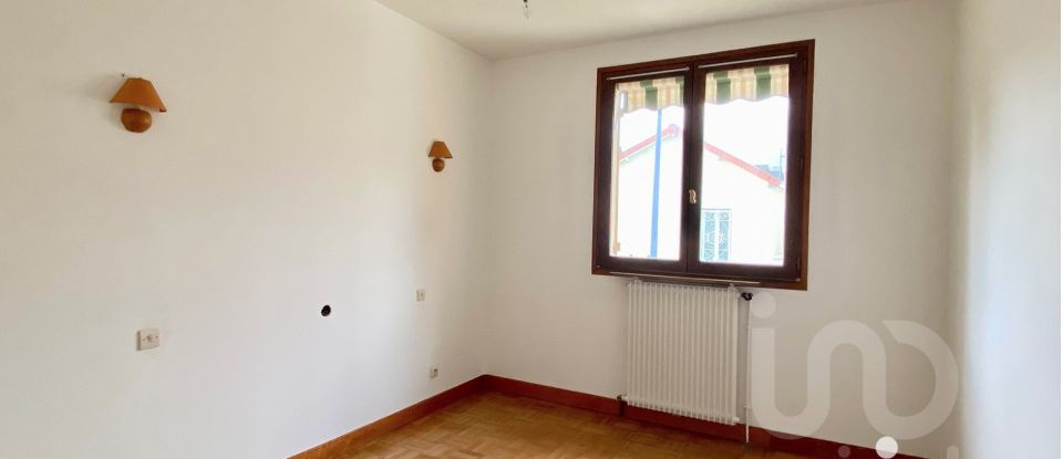 Pavillon 3 pièces de 65 m² à Drancy (93700)