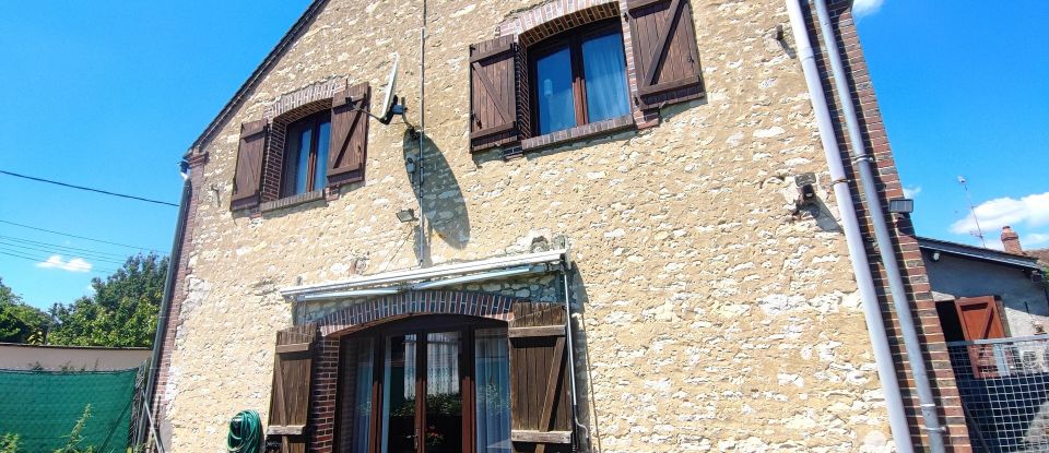 House 7 rooms of 194 m² in Saint-Maurice-le-Vieil (89110)