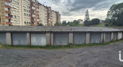 Parking of 570 m² in Aurillac (15000)