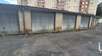 Parking of 570 m² in Aurillac (15000)