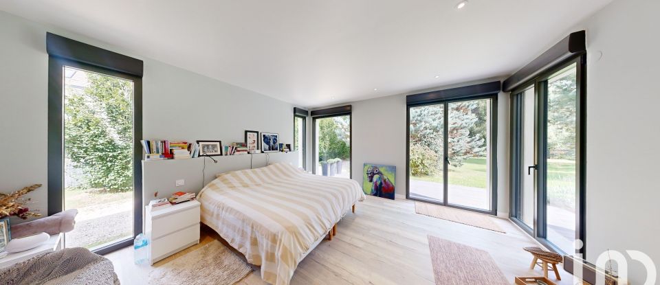 Maison 8 pièces de 300 m² à Samois-sur-Seine (77920)