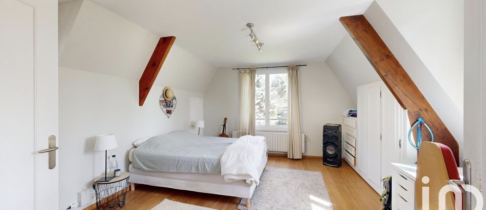 Maison 8 pièces de 300 m² à Samois-sur-Seine (77920)