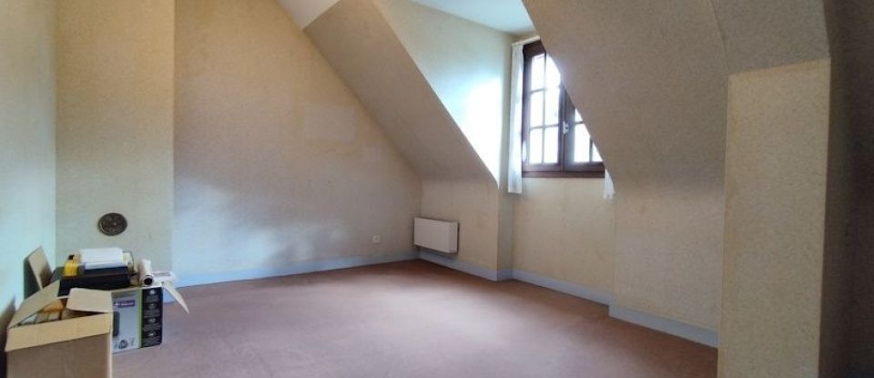 Maison 6 pièces de 94 m² à Fougères (35300)