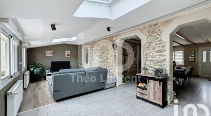 Maison 8 pièces de 176 m² à La Chapelle-Launay (44260)