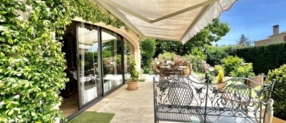 Traditional house 5 rooms of 144 m² in Fayence (83440)