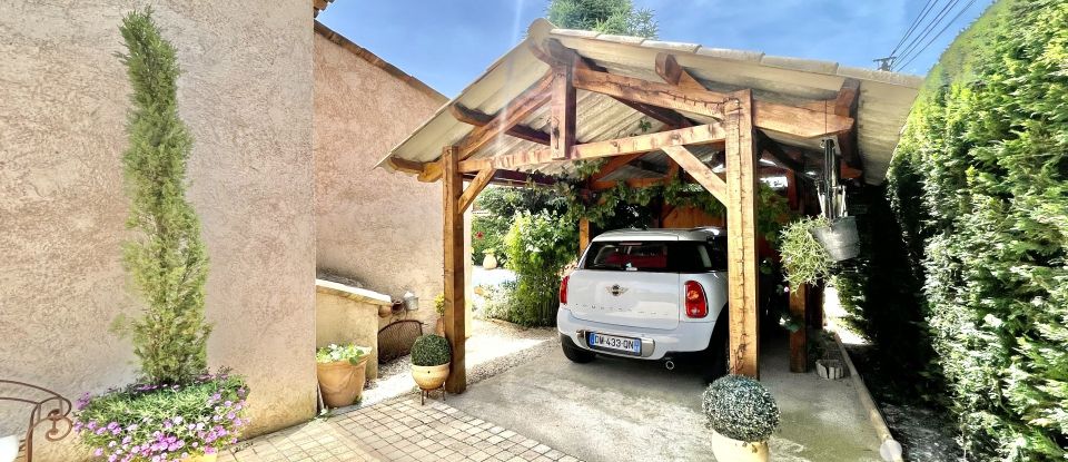 Traditional house 5 rooms of 144 m² in Fayence (83440)