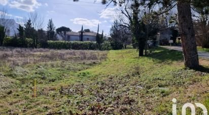 Terrain de 1 956 m² à Aouste-sur-Sye (26400)